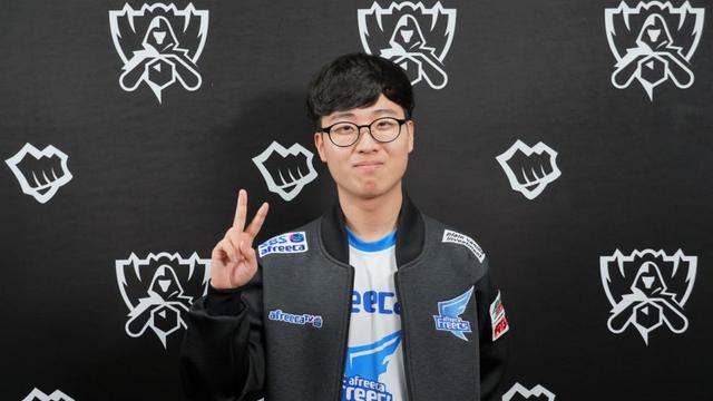 的表现也逐 的表现也逐