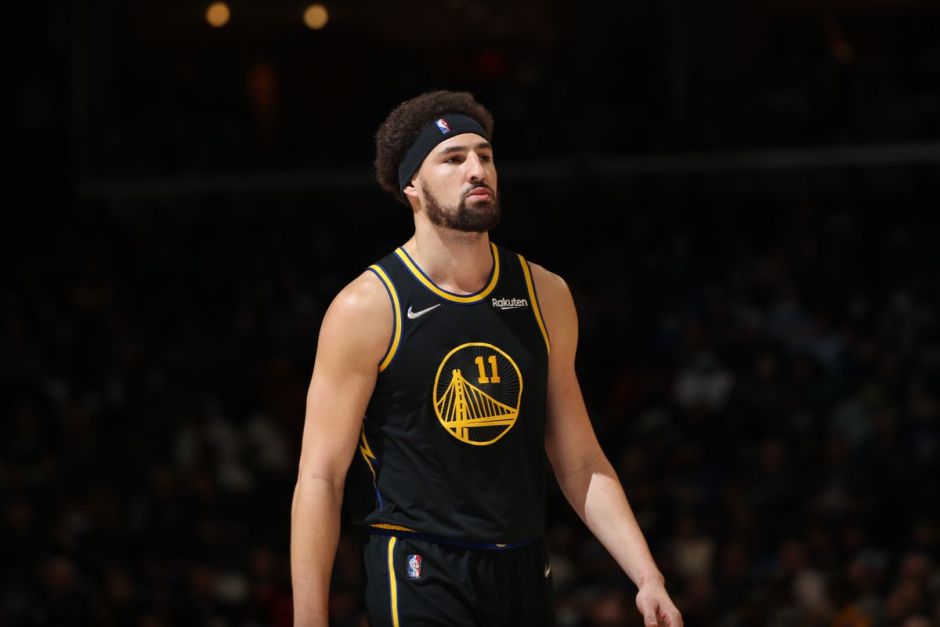 先拔头筹 先拔头筹